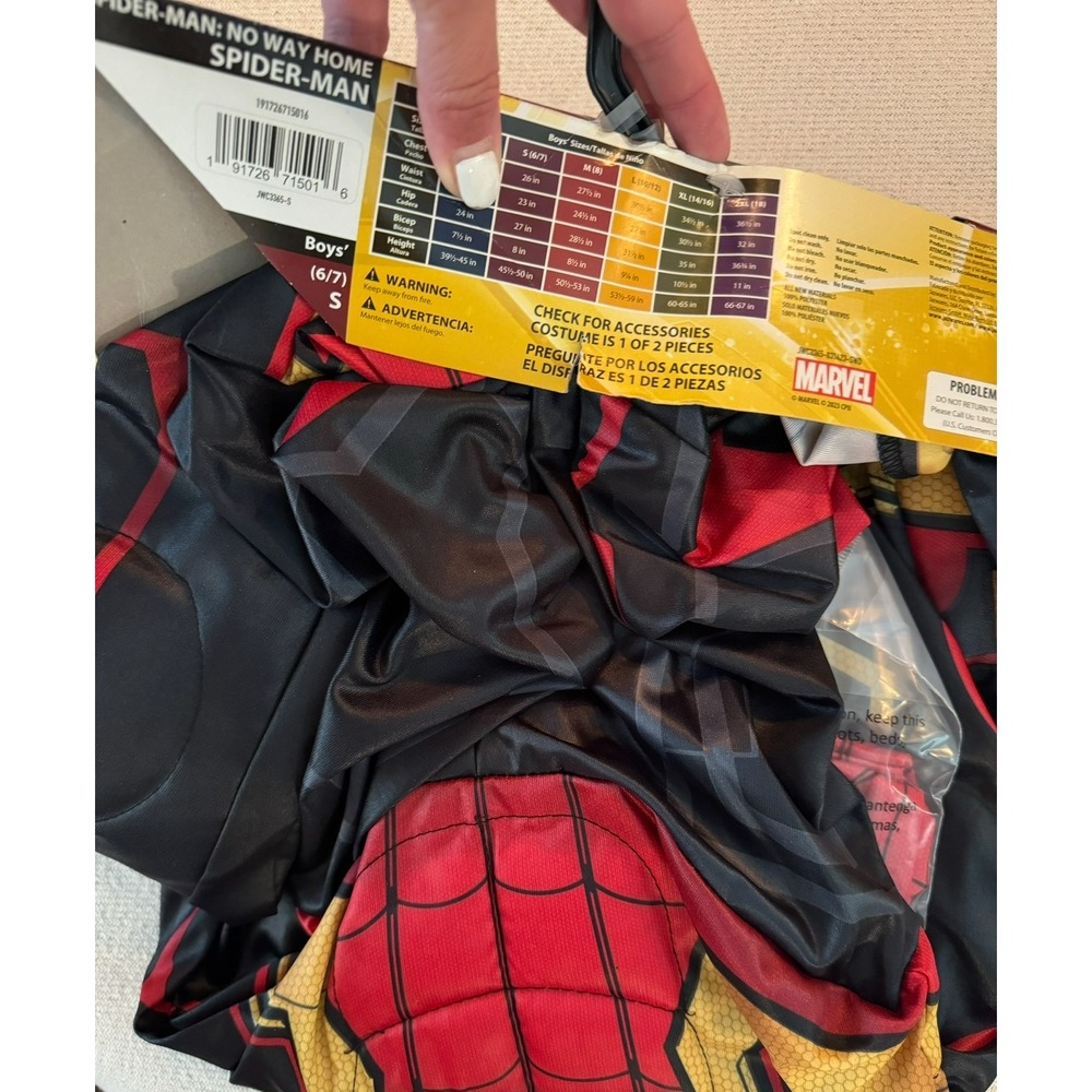 Marvel Spider-Man No Way Home Integrated Suit Padded Costume Boys Small 6-7 New - Picture 3 of 3
